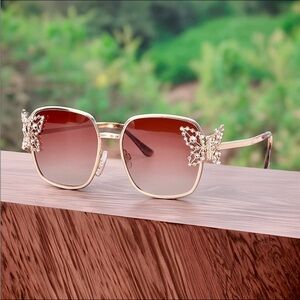 Chic Gold Butterfly Accent Sunglasses